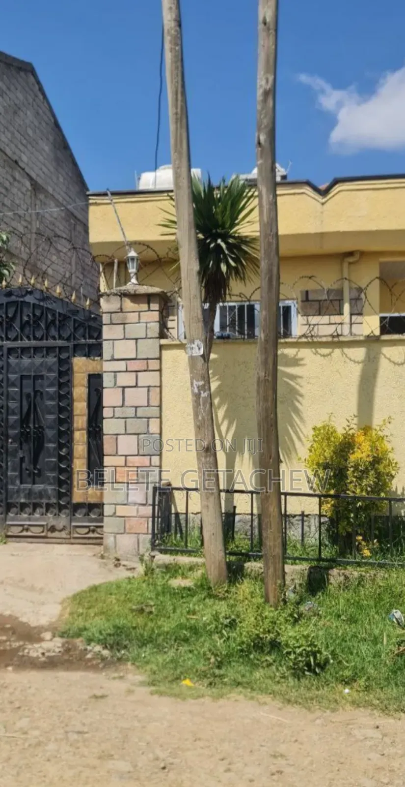 3bdrm Villa in Meri Golagol, Luxury, Bole for sale