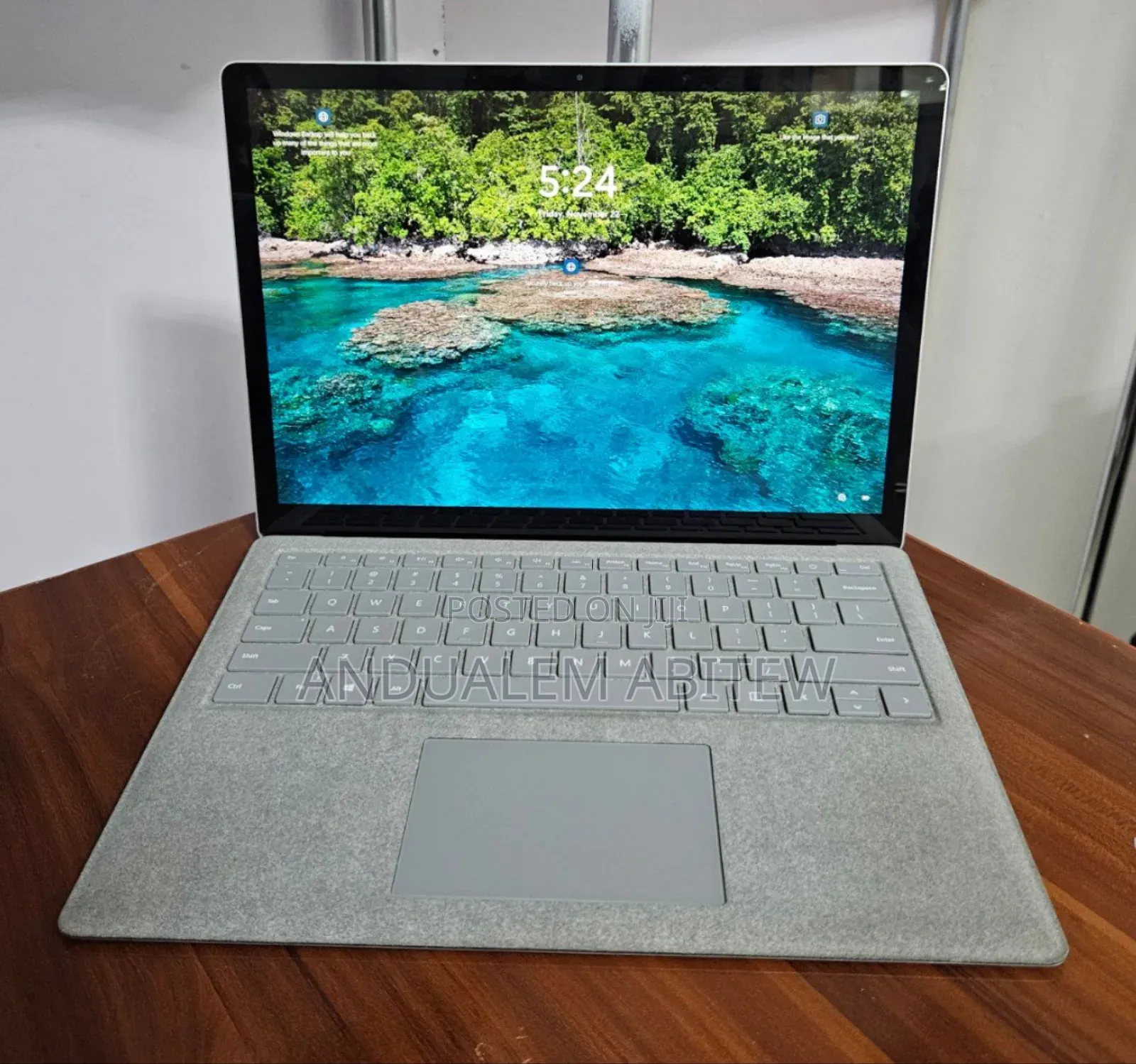 New Laptop Microsoft Surface Laptop 2 8GB Intel Core I5 SSD 256GB