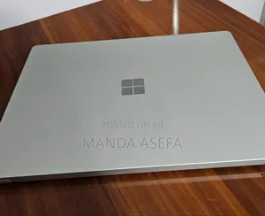 New Laptop Microsoft Surface Laptop 2 8GB Intel Core I5 SSD 256GB