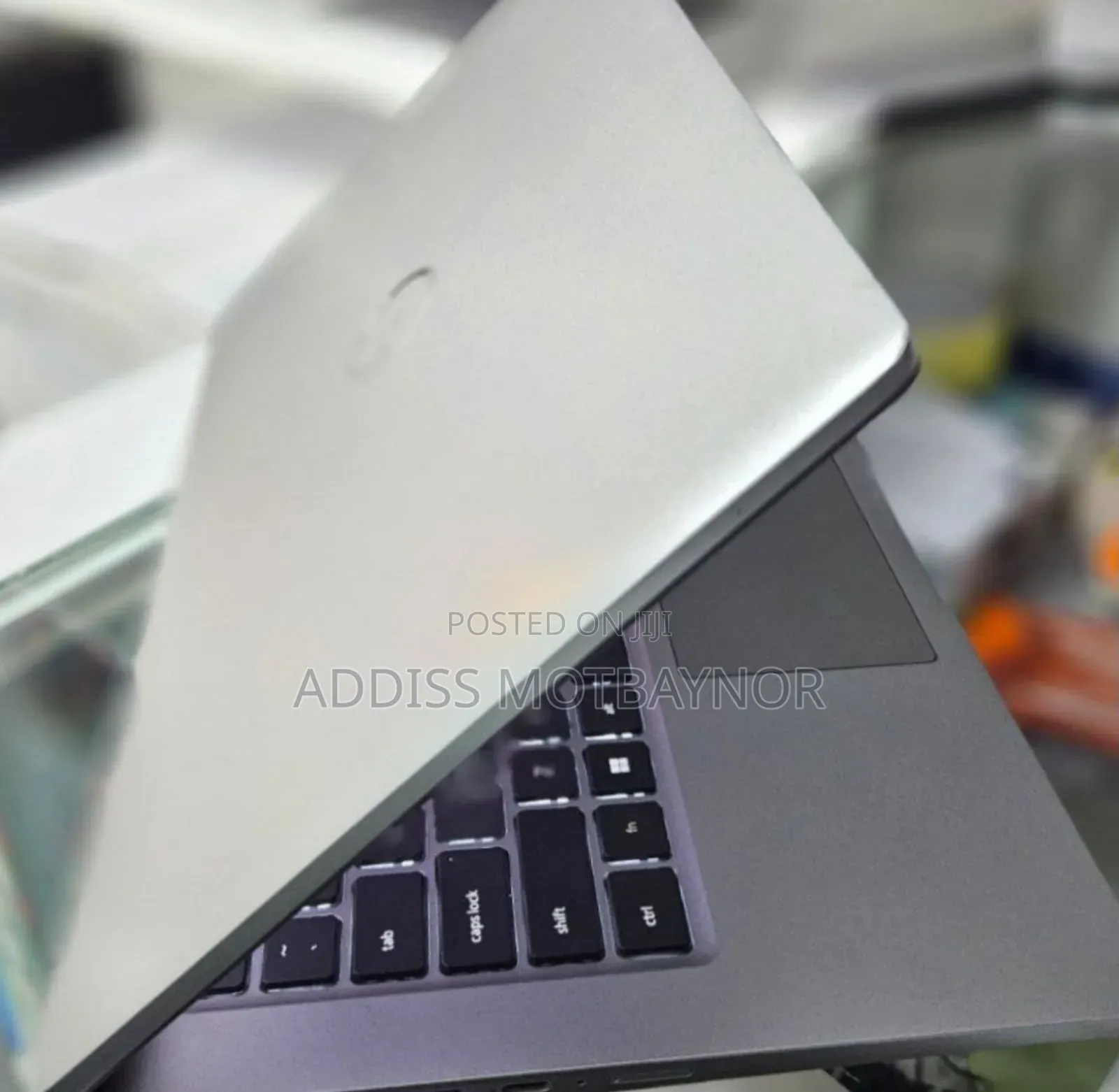 New Laptop Dell Latitude 5310 16GB Intel Core I7 SSD 256GB