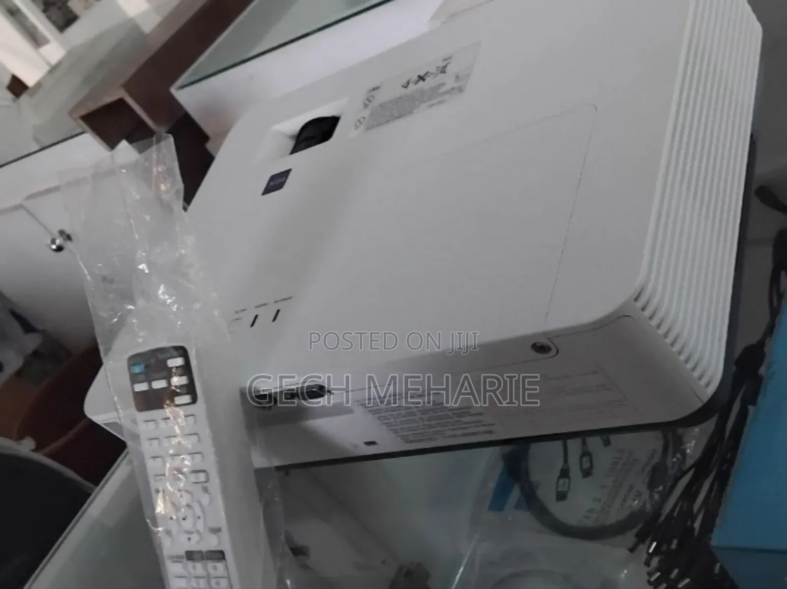 Sony Projector Model Name VPL-Dx220 Hardw