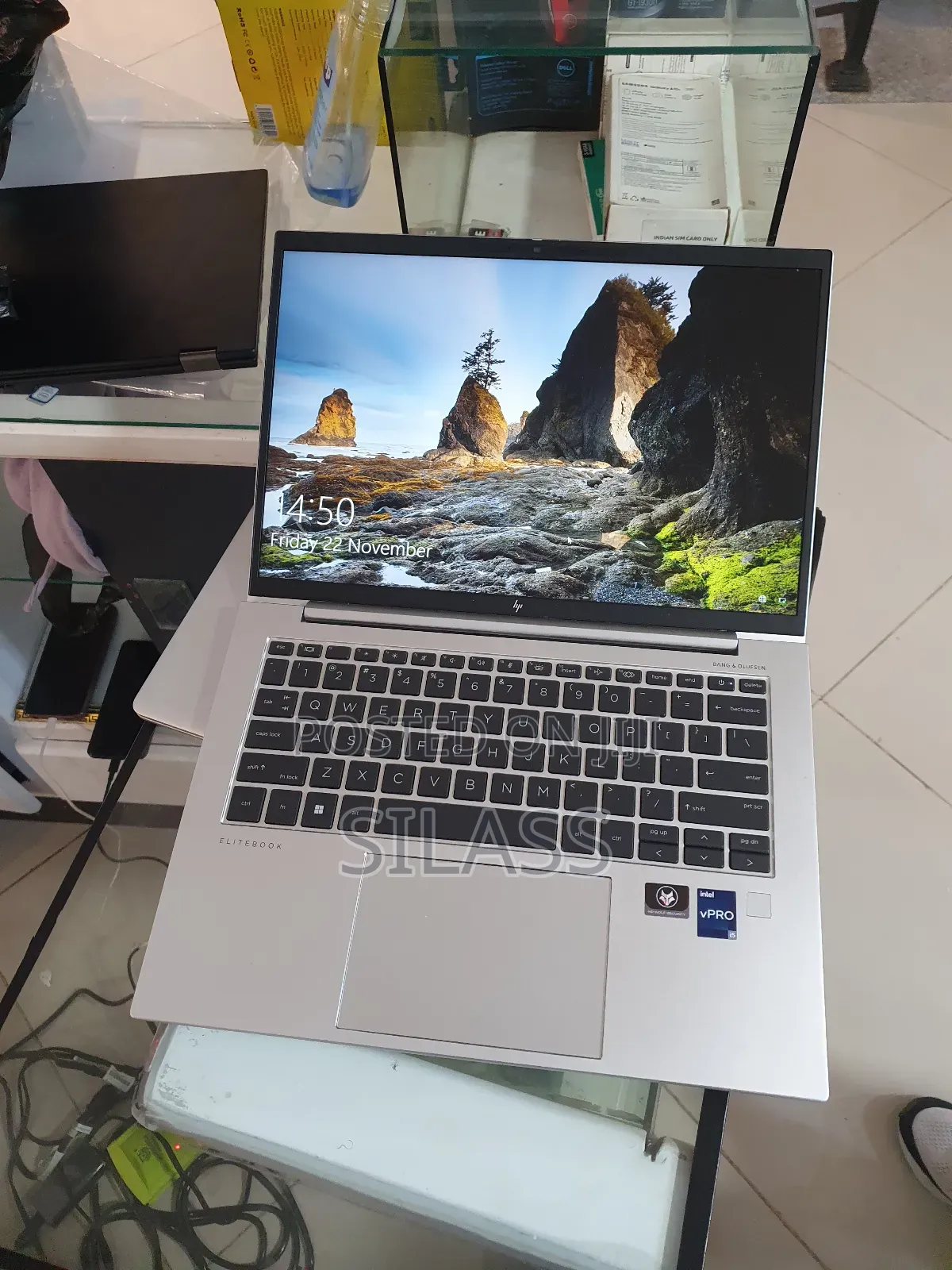 New Laptop HP EliteBook 840 G9 16GB Intel Core i5 SSD 512GB