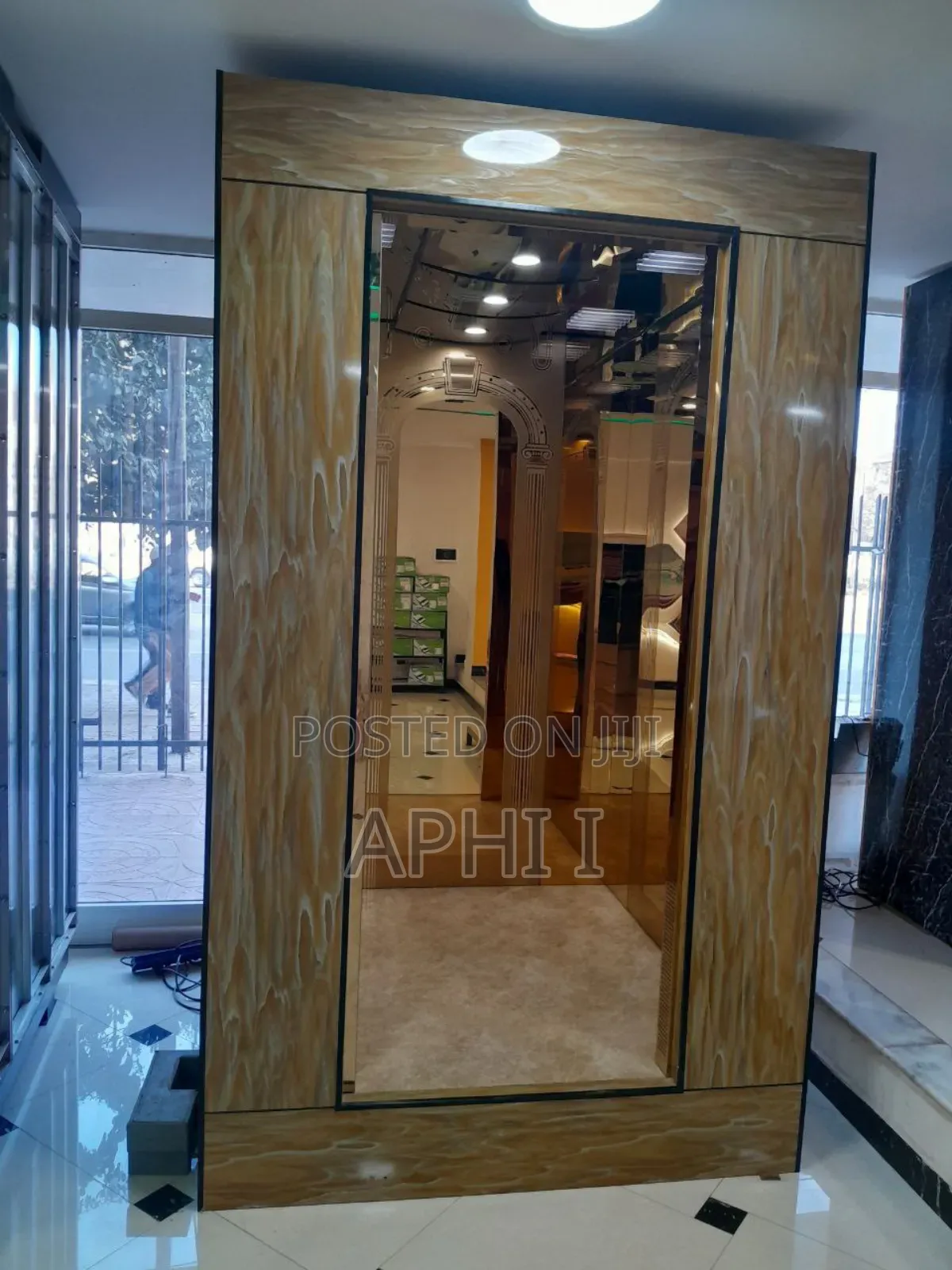 Glarie Elevator and Escalator