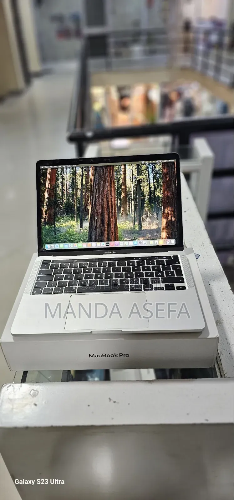 New Laptop Apple MacBook Pro 2020 M1 8GB Apple M1 SSD 256GB