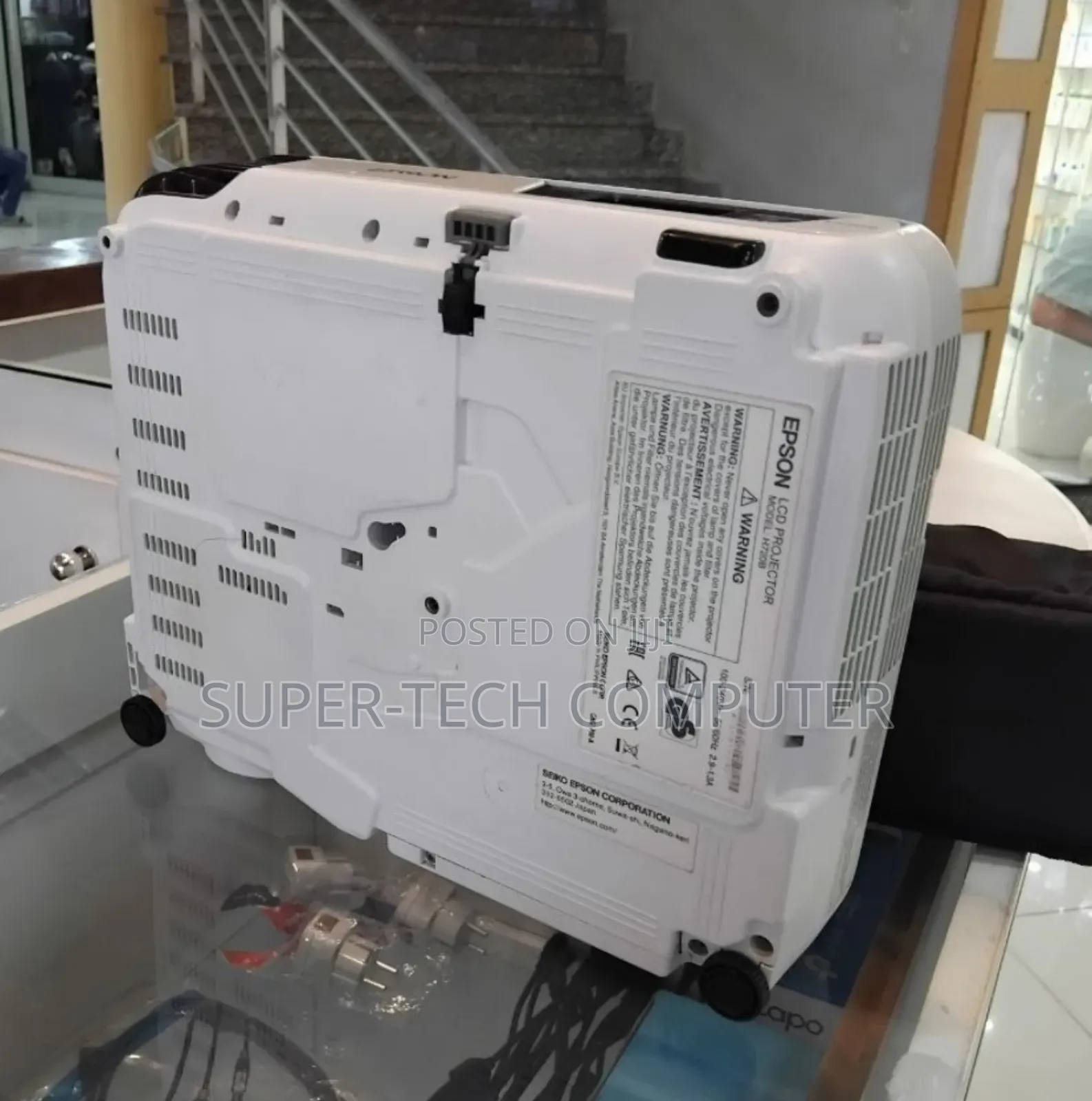 Epson EB-X31 With Bag Remote Projector