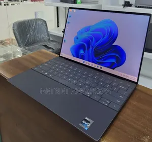 Photo - New Laptop Dell XPS 13 32GB Intel Core I7 SSD 1T