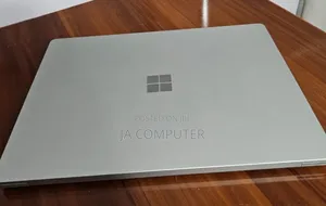 New Laptop Microsoft Surface Laptop 2 16GB Intel Core I5 SSD 256GB