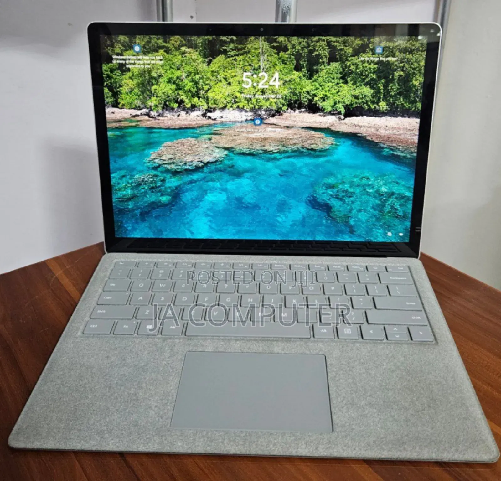 New Laptop Microsoft Surface Laptop 2 16GB Intel Core I5 SSD 256GB