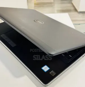 Photo - New Laptop Dell Precision 7520 16GB Intel Core I7 SSD 512GB