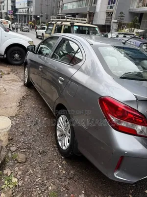 Mitsubishi Attrage 2021 Silver