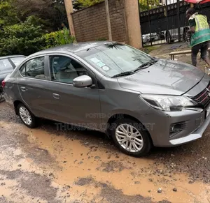 Mitsubishi Attrage 2021 Silver