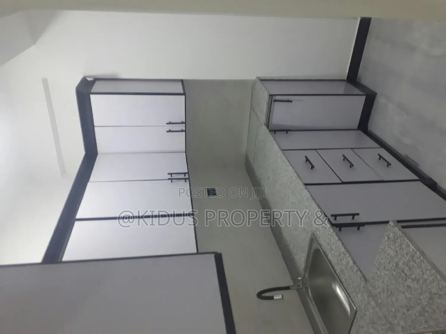 2bdrm Apartment in Naswe Realstate, Nifas Silk-Lafto for rent