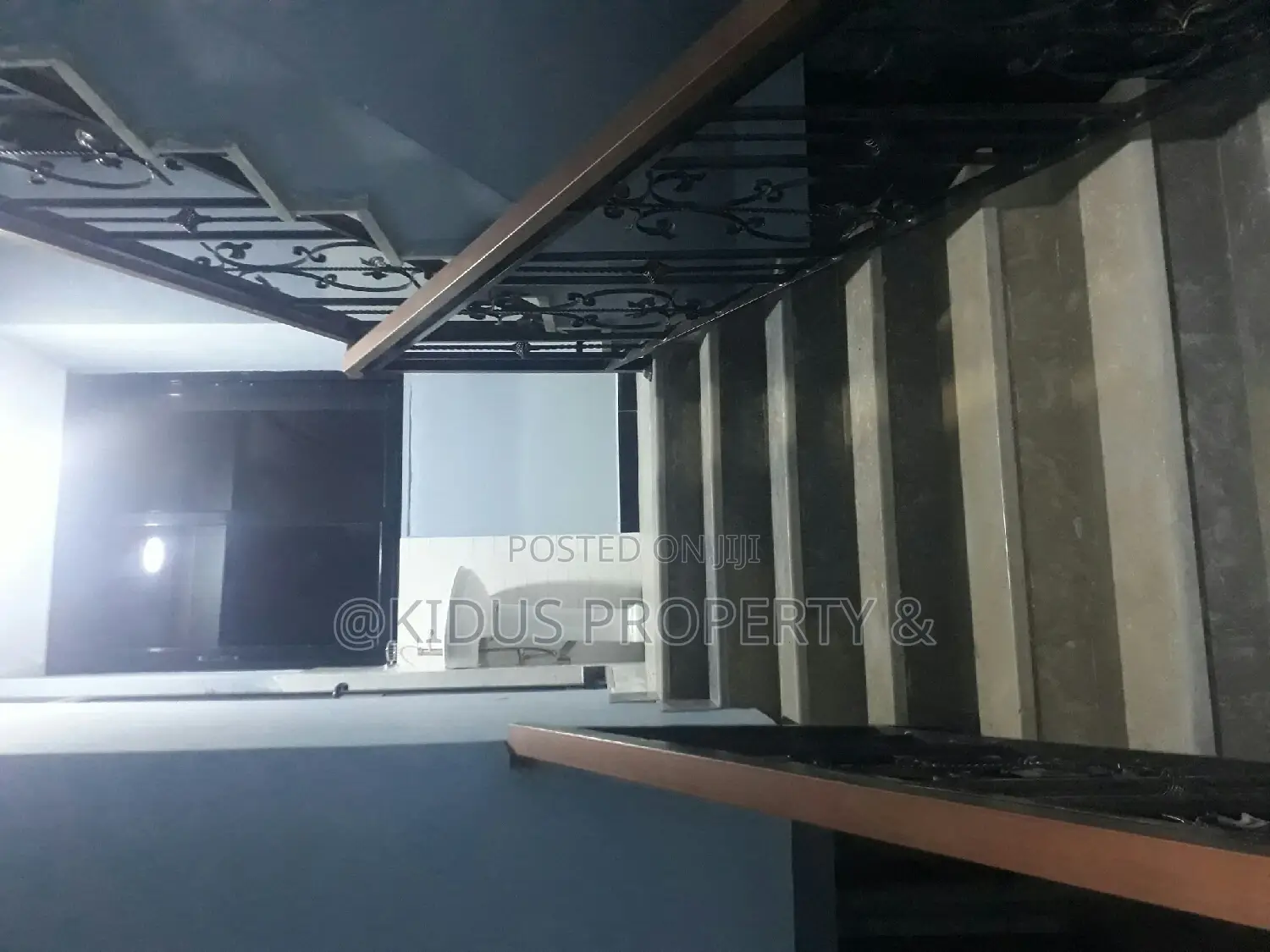 2bdrm Apartment in Naswe Realstate, Nifas Silk-Lafto for rent