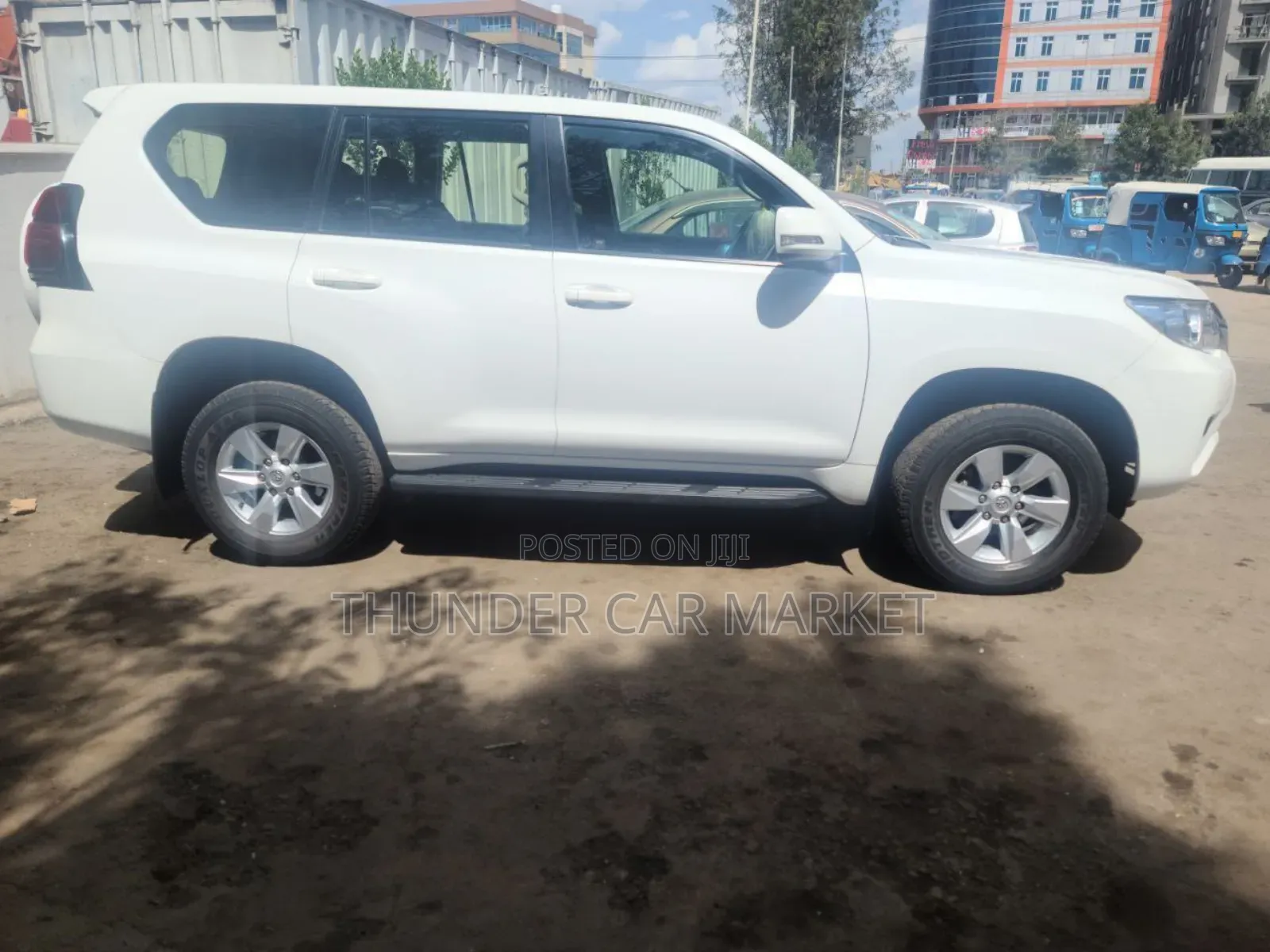 Toyota Land Cruiser Prado 2019 White