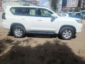 Toyota Land Cruiser Prado 2019 White