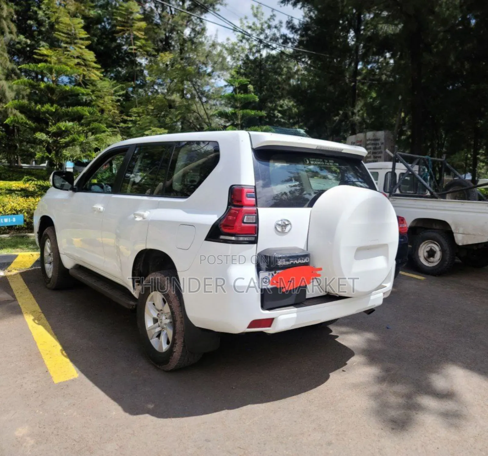 Toyota Land Cruiser Prado 2019 White