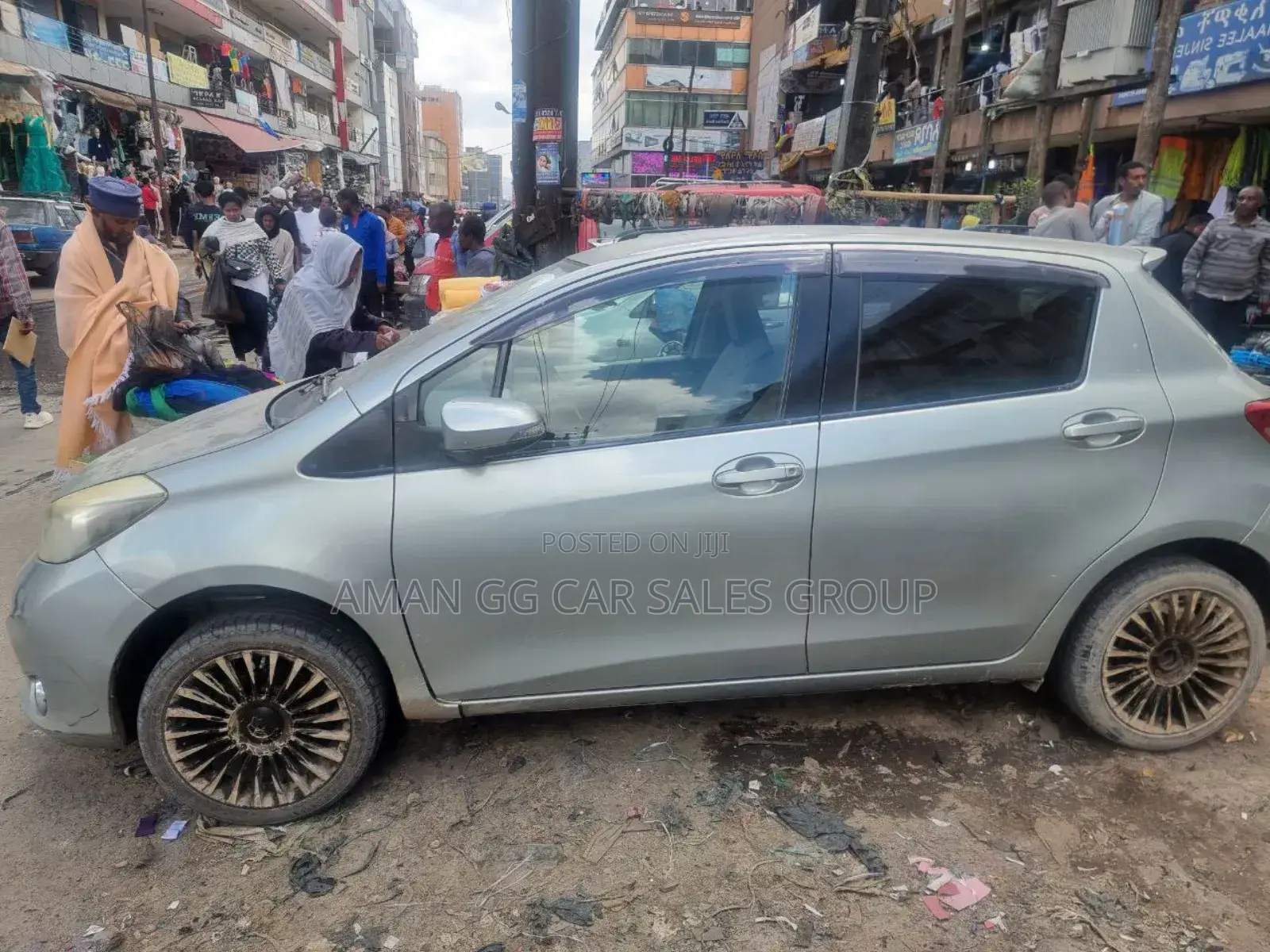 Toyota Yaris 2012 Silver