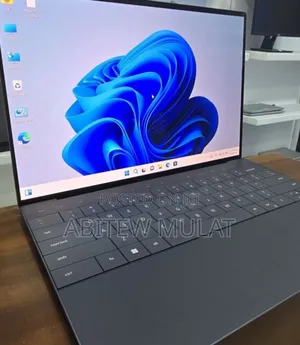 New Laptop Dell XPS 13 32GB Intel Core I7 SSD 1T