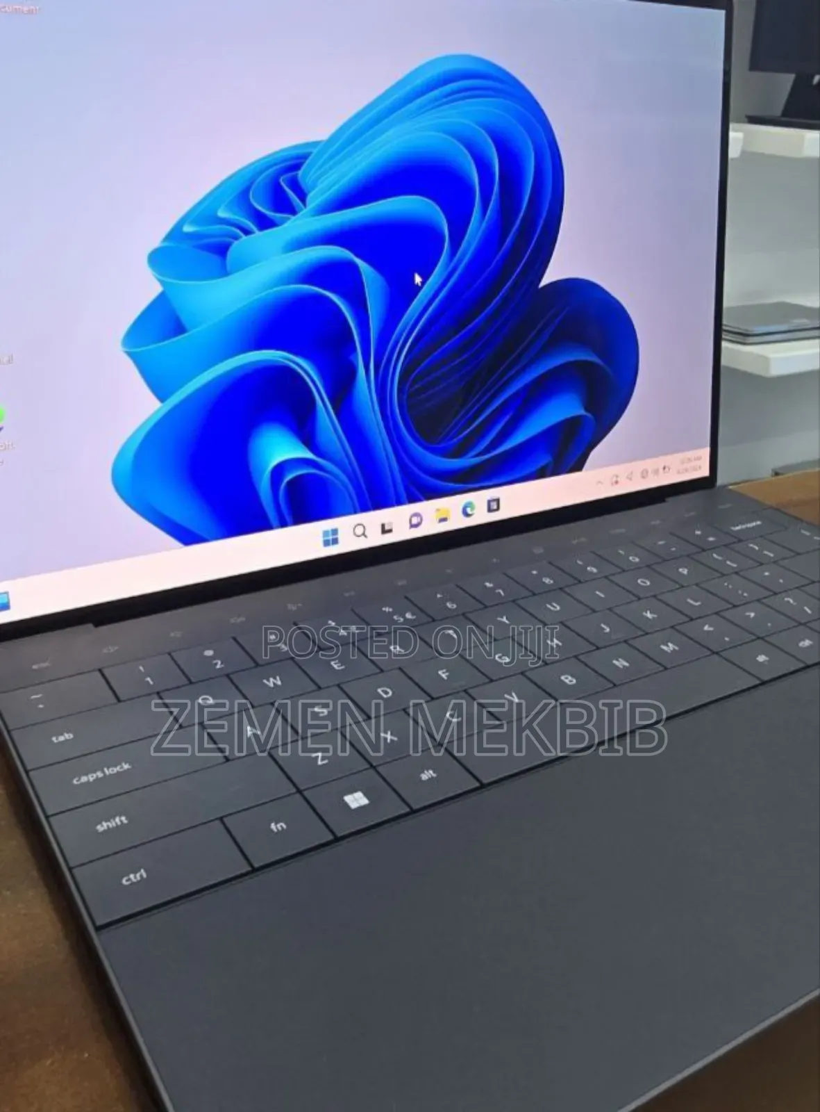 New Laptop Dell XPS 15 32GB Intel Core I7 SSD 1T