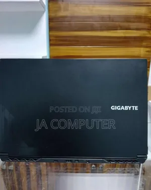 New Laptop Gigabyte AORUS 15G 16GB Intel Core I7 SSD 1.5T