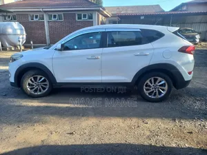Hyundai Tucson 2016 White
