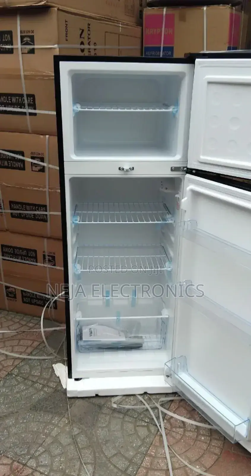 Sakon Refrigerator 355s for in Delivery