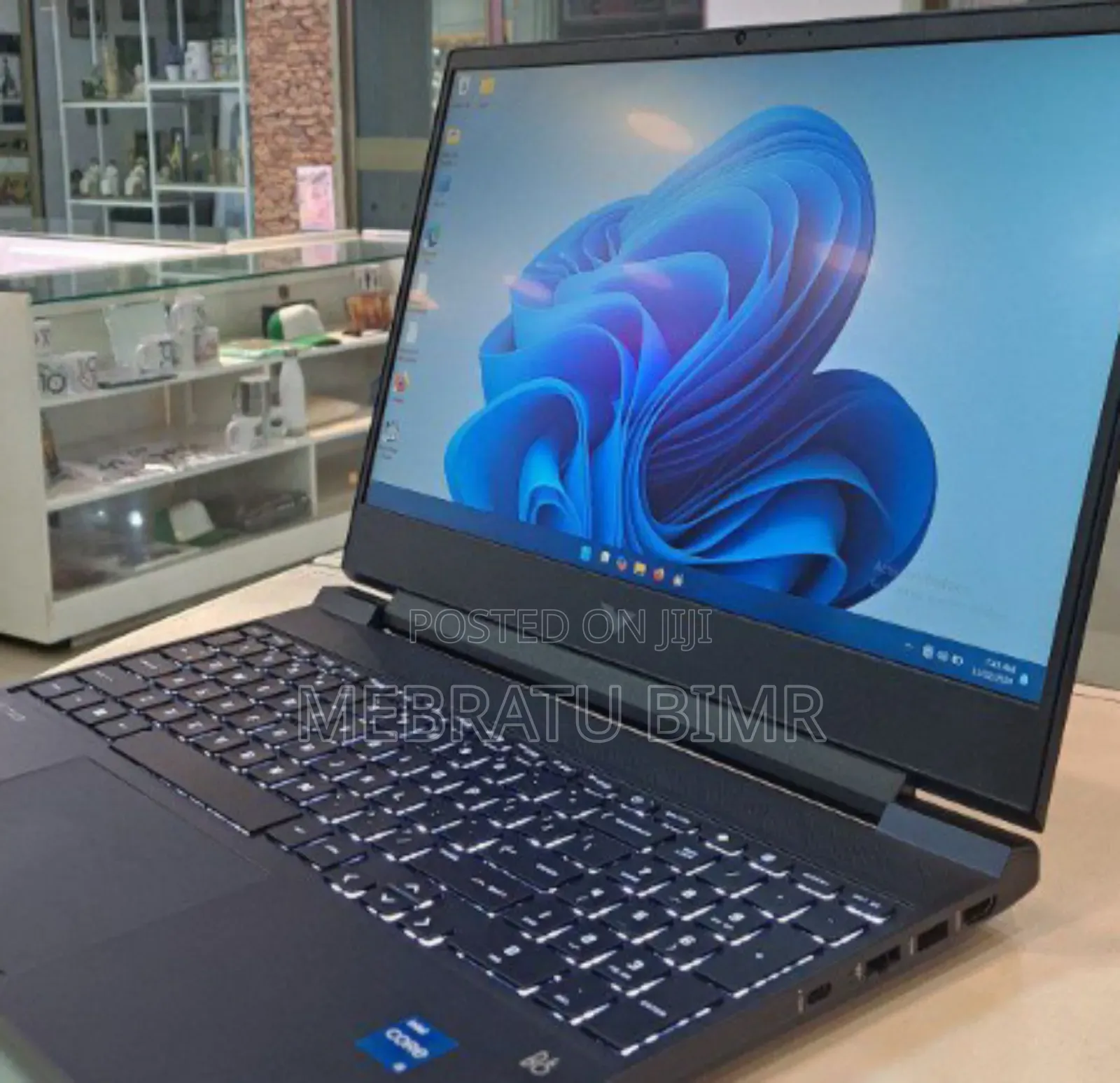 New Laptop HP Victus 15 8GB Intel Core I5 SSD 1T