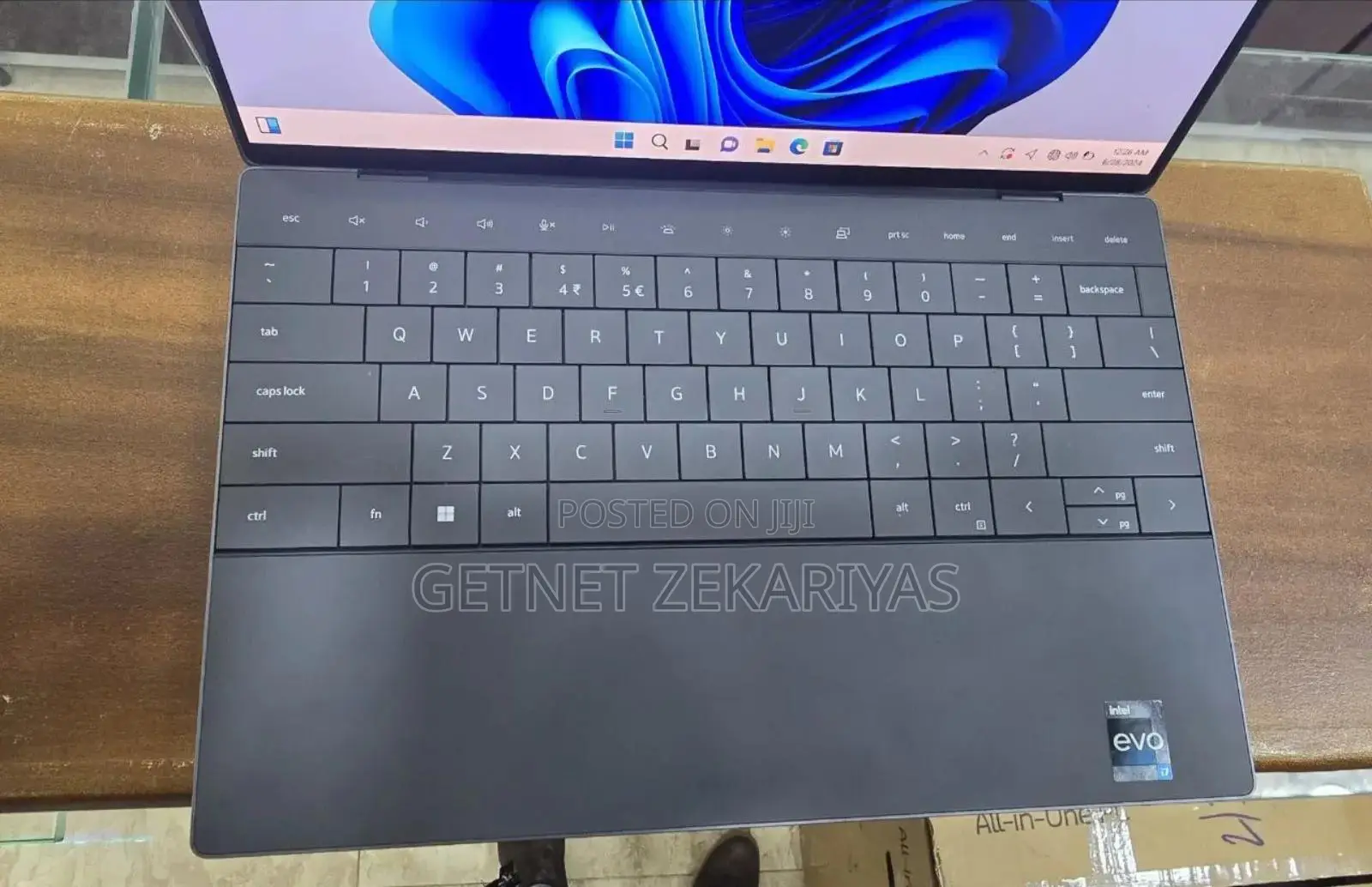 New Laptop Dell XPS 13 32GB Intel Core I7 SSD 1T