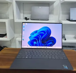 New Laptop Dell XPS 13 32GB Intel Core I7 SSD 1T