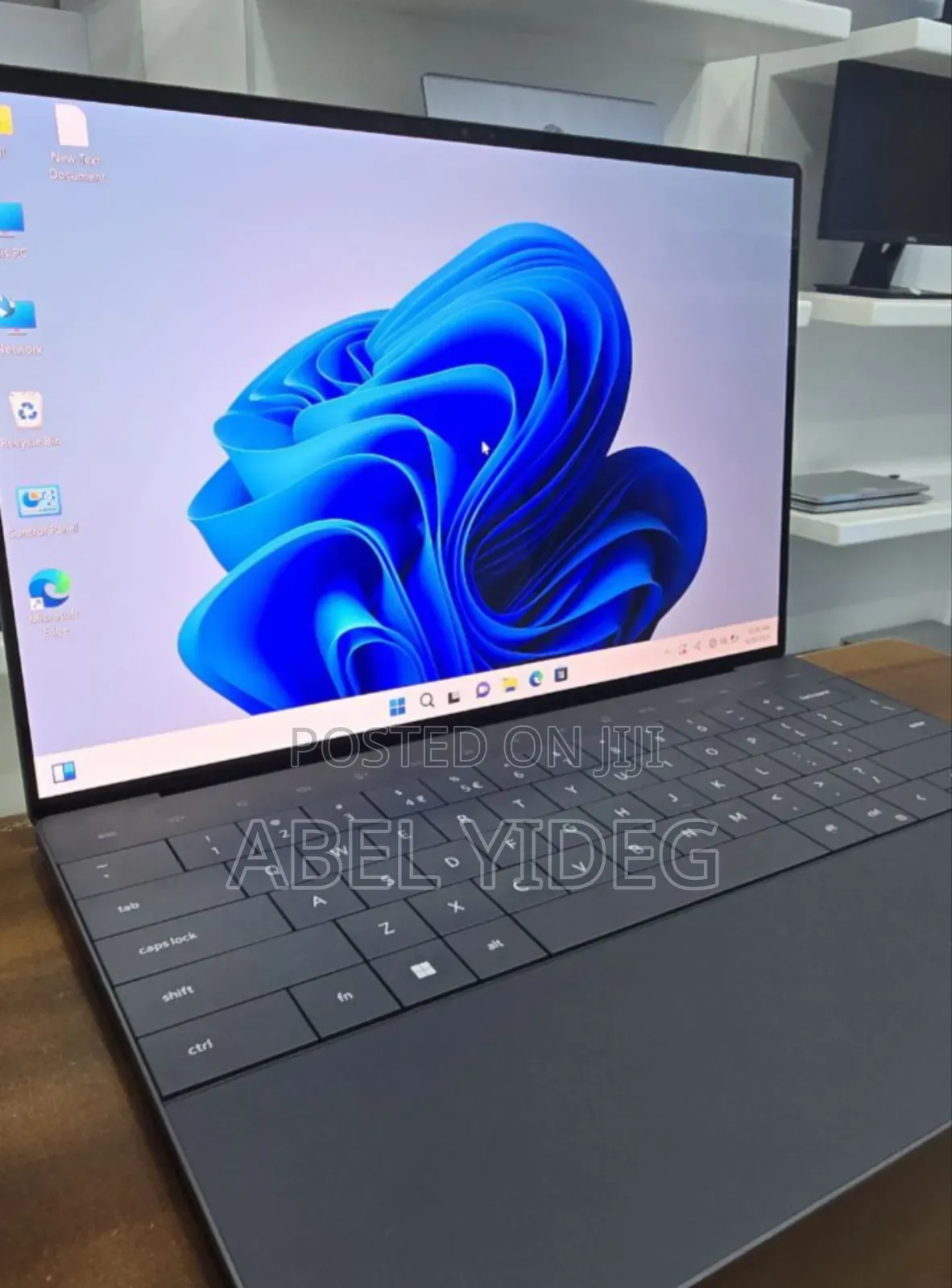 New Laptop Dell XPS 13 32GB Intel Core I7 SSD 1T