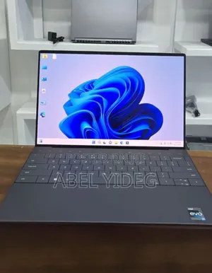 New Laptop Dell XPS 13 32GB Intel Core I7 SSD 1T