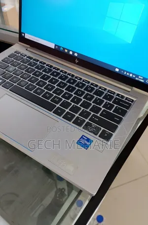 New Laptop HP EliteBook 830 G8 16GB Intel Core I7 SSD 512GB