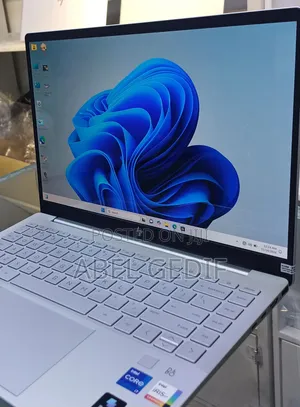 New Laptop HP Pavilion 14 16GB Intel Core I7 SSD 1T