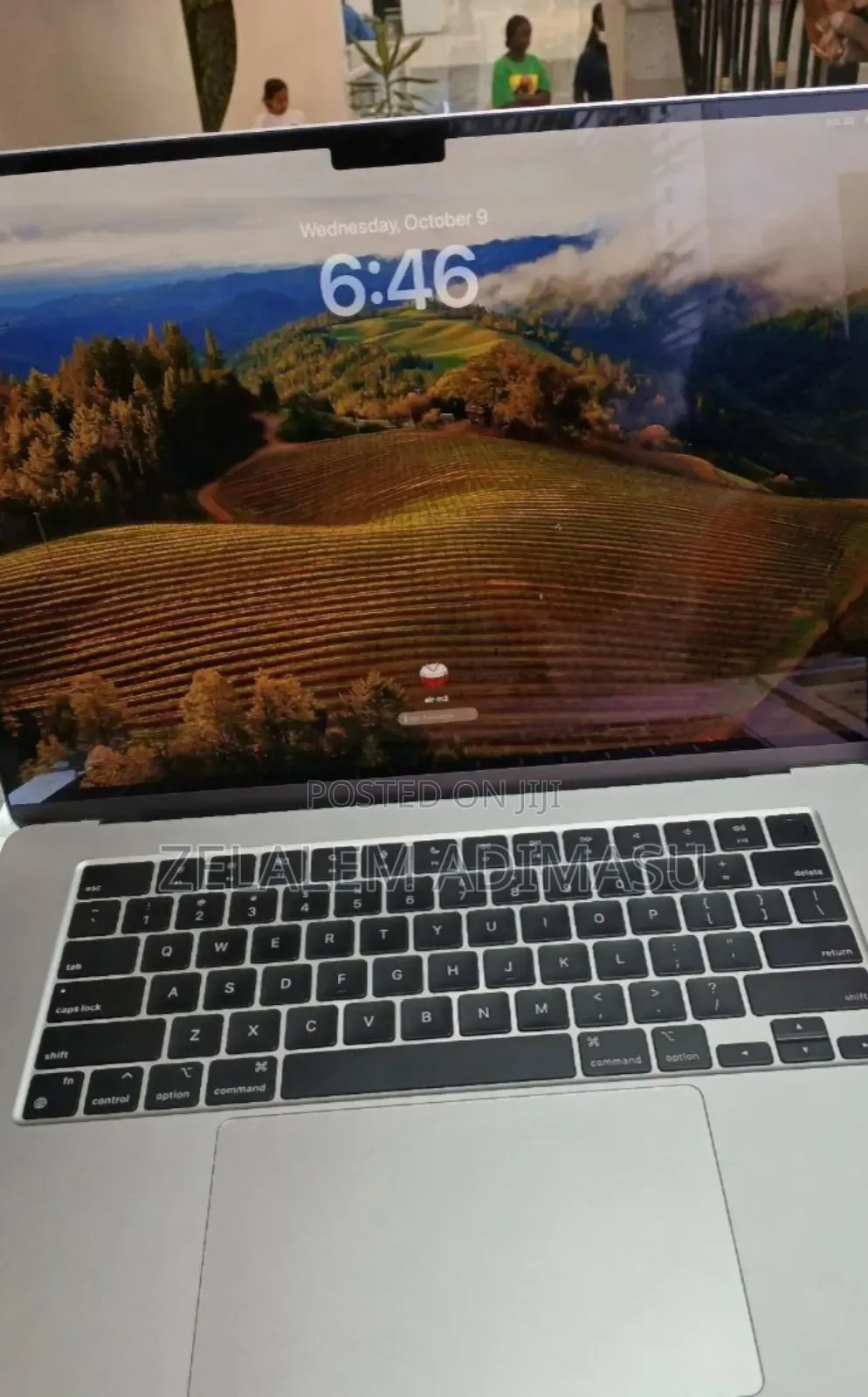 New Laptop Apple MacBook Air 2022 M2 8GB SSD 256GB