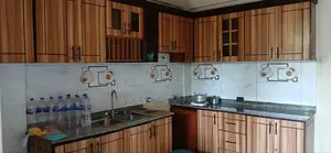 5bdrm House in 𝟕𝟐 𝐚𝐤𝐞𝐛𝐚𝐛𝐢, Bole for rent