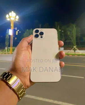 Photo - New Apple iPhone 12 Pro 256 GB Gold