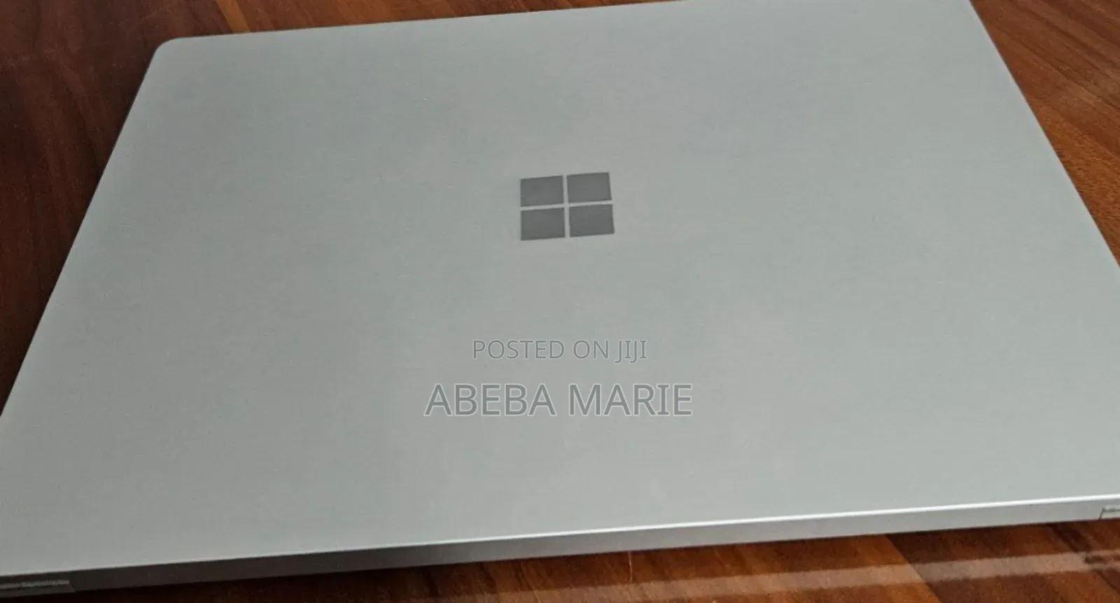 New Laptop Microsoft Surface 8GB Intel Core I5 SSD 256GB