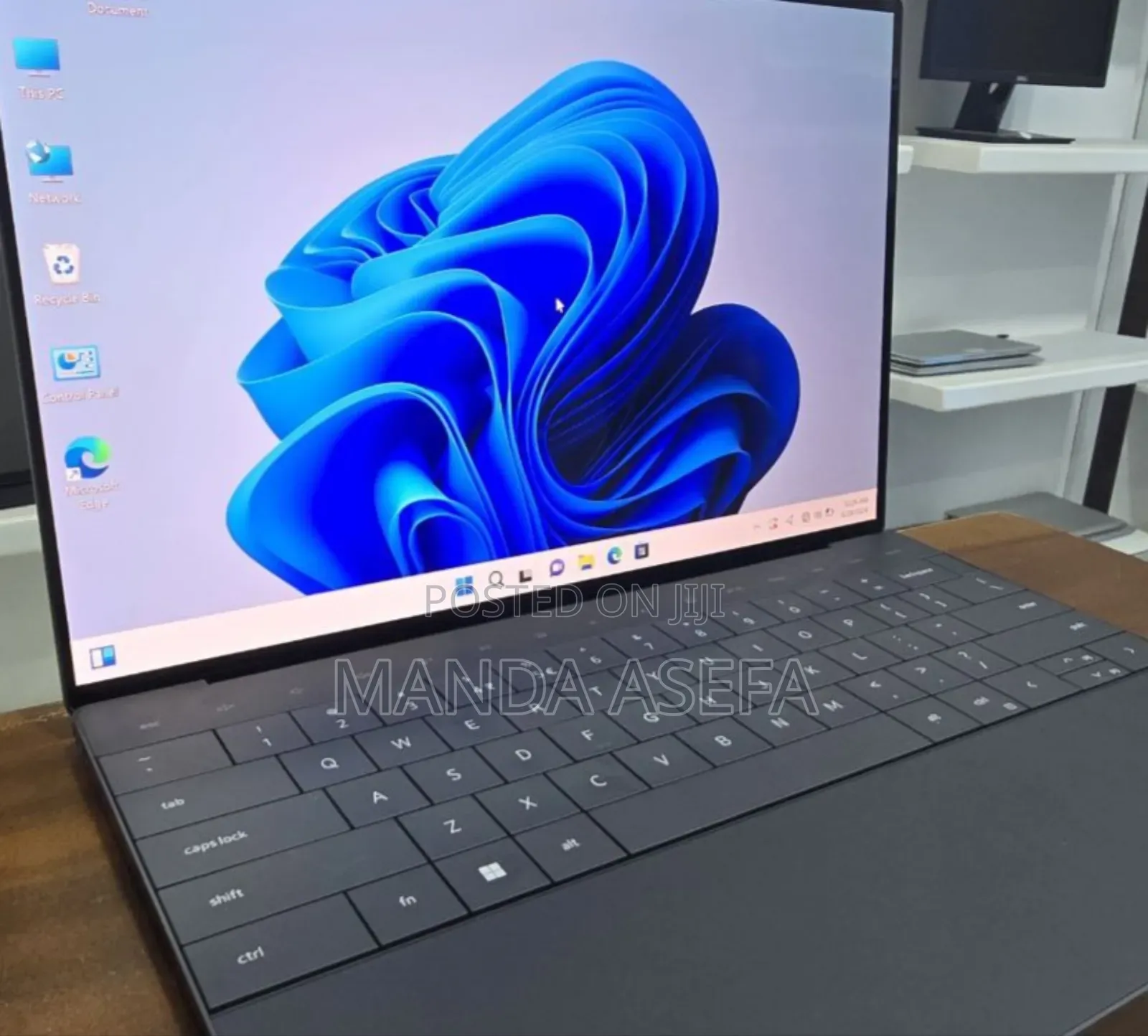 New Laptop Dell XPS 13 32GB Intel Core I7 SSD 1T