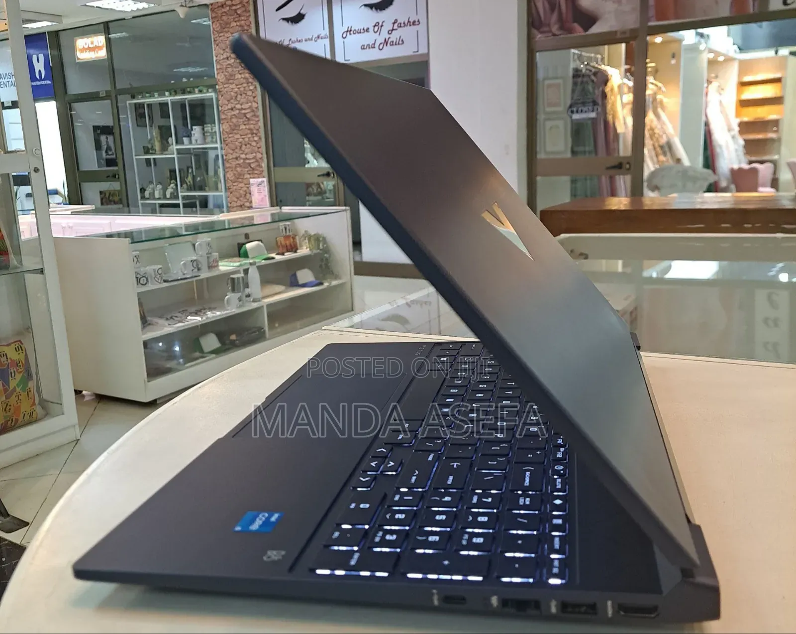New Laptop HP Victus 15 8GB Intel Core I5 SSD 1T