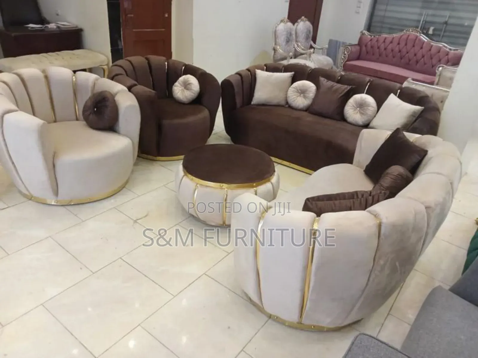 Fascinating Oval Sofa Set With Unbelievable Price.