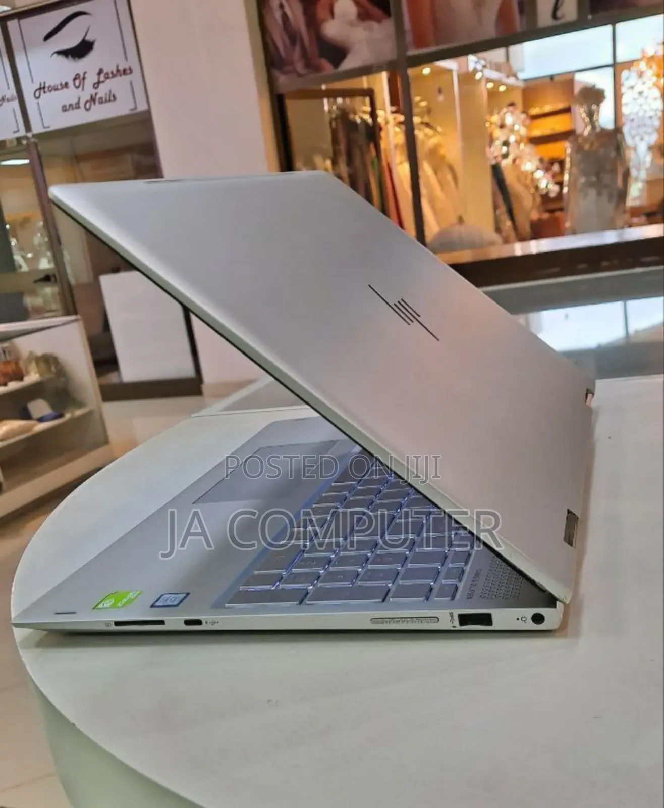 New Laptop HP Envy X360 20GB Intel Core I5 SSD 256GB