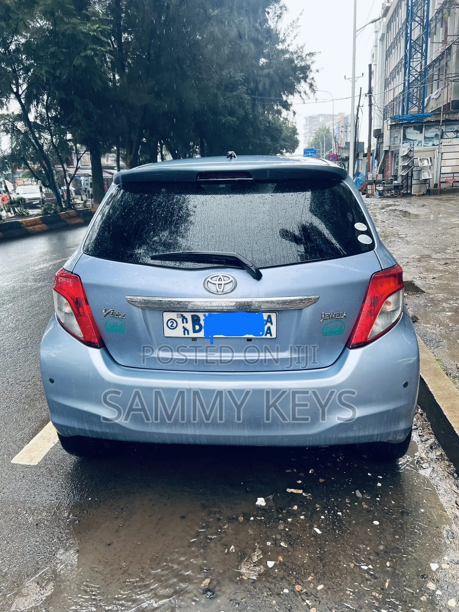 Toyota Yaris 2011 Blue