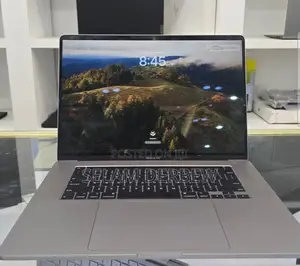 New Laptop Apple MacBook Pro 2019 32GB Intel Core I9 SSD 1T