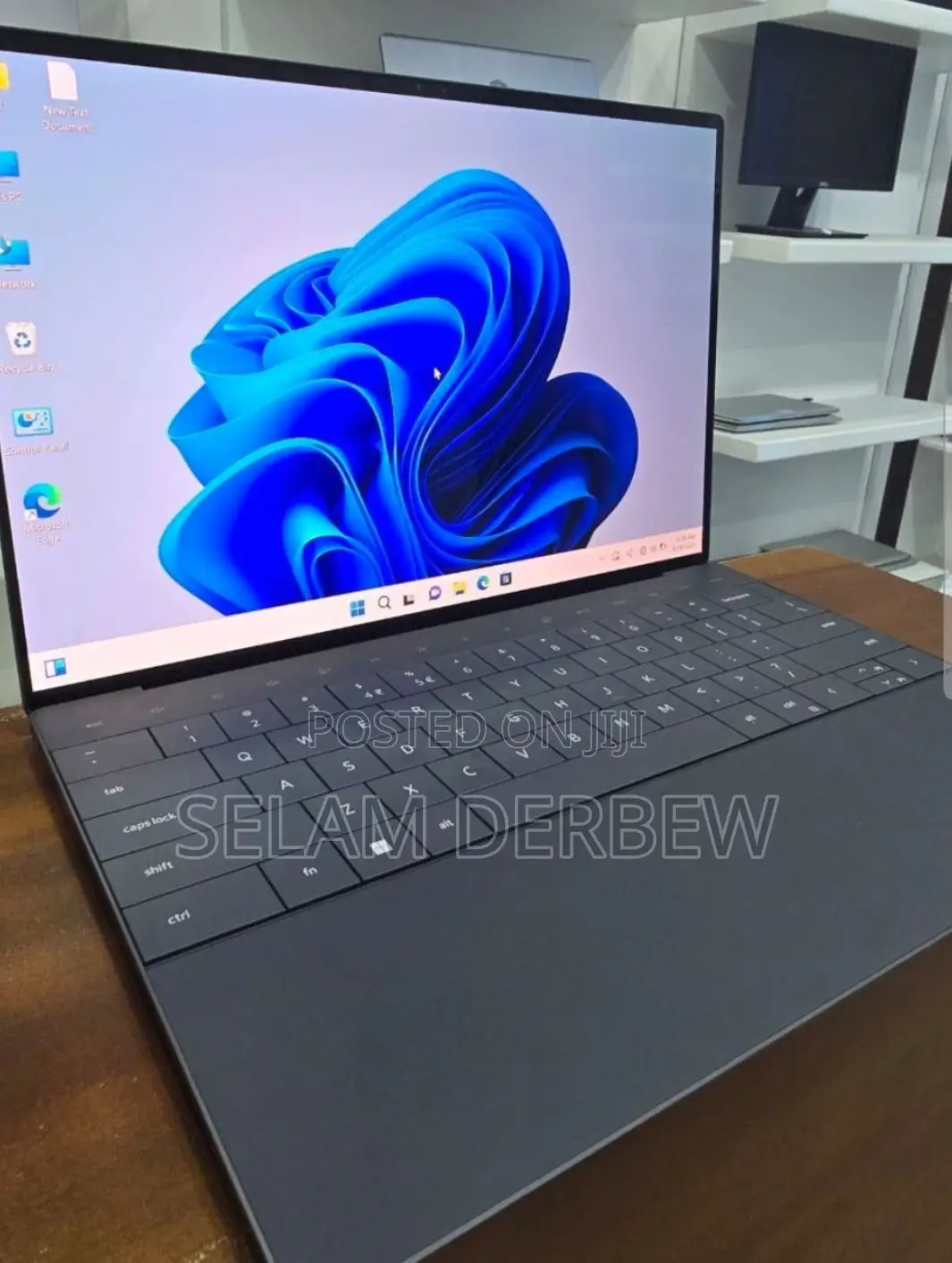 New Laptop Dell XPS 13 32GB Intel Core I7 SSD 1T