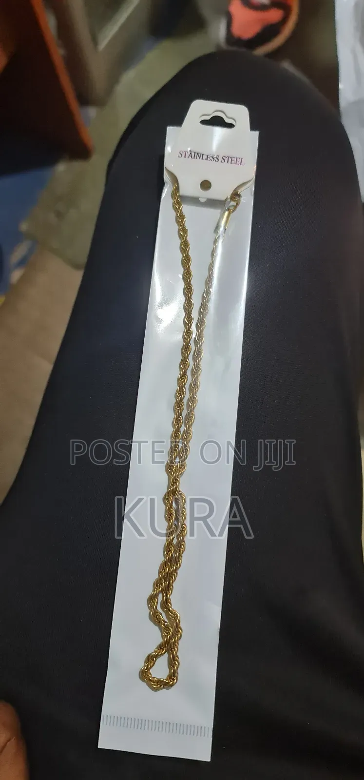 የ 6 ወር ዋስትና ያላቸዉ የማይለቁ ሀብሎች ከነ አጫዋቹ 700 ብር