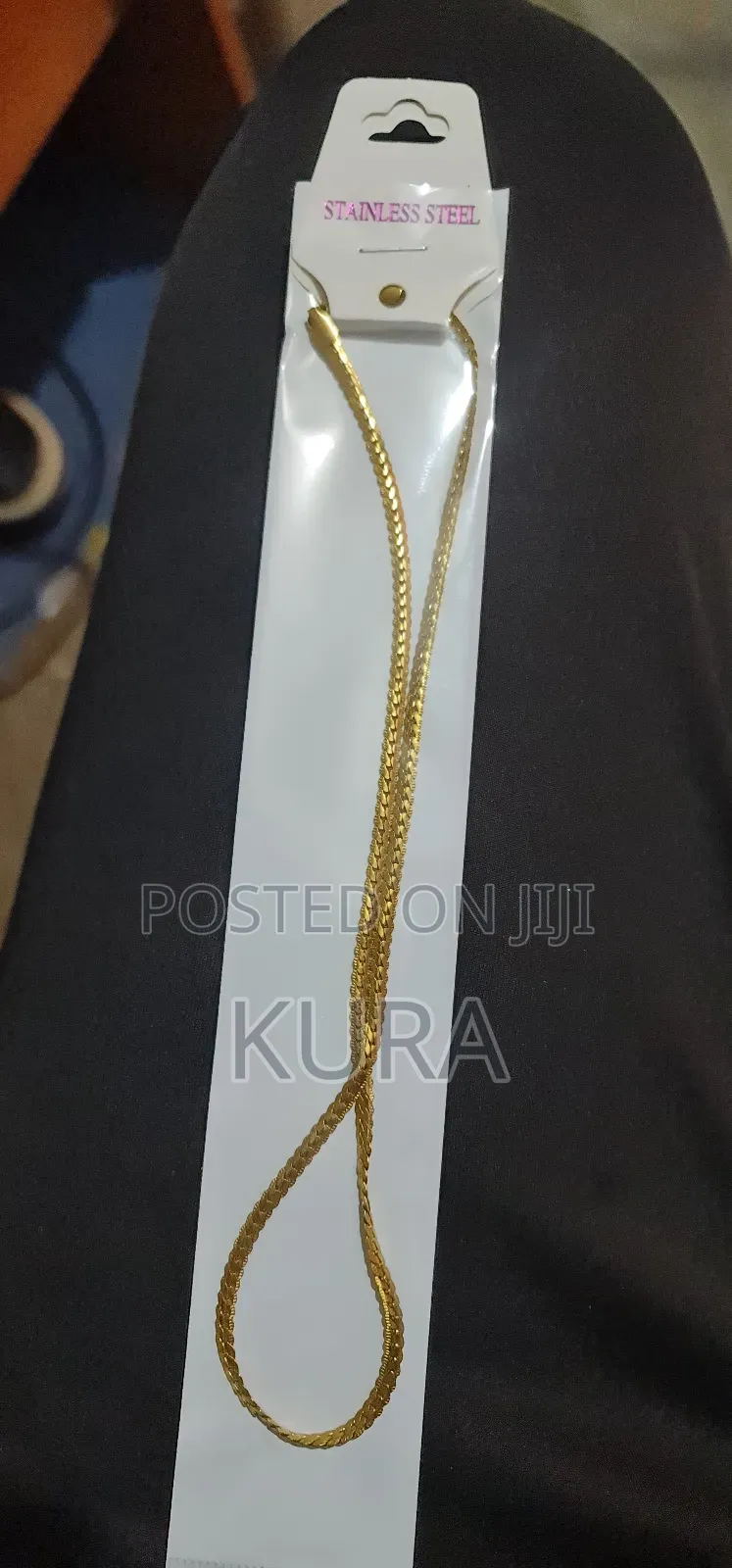 የ 6 ወር ዋስትና ያላቸዉ የማይለቁ ሀብሎች ከነ አጫዋቹ 700 ብር