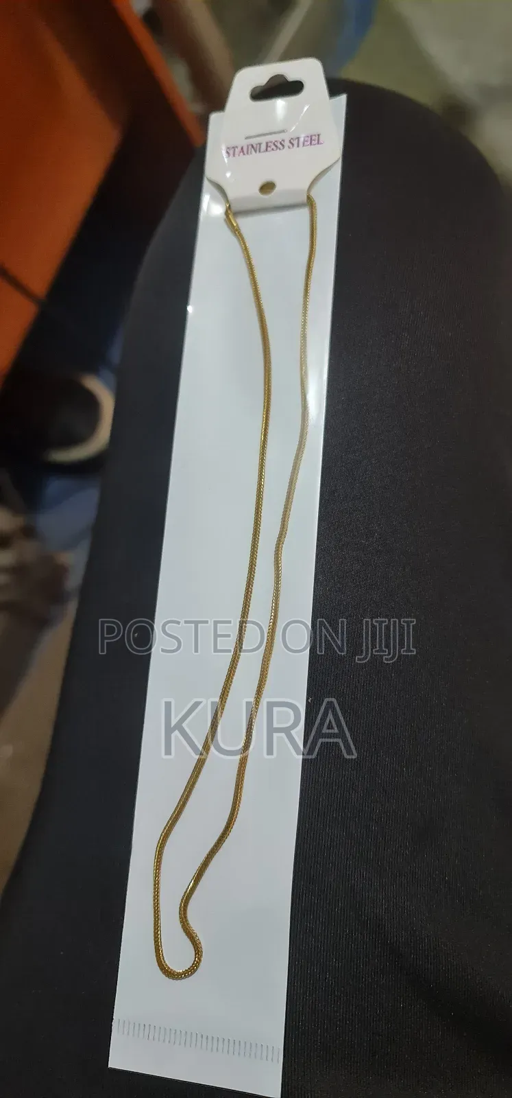 የ 6 ወር ዋስትና ያላቸዉ የማይለቁ ሀብሎች ከነ አጫዋቹ 700 ብር