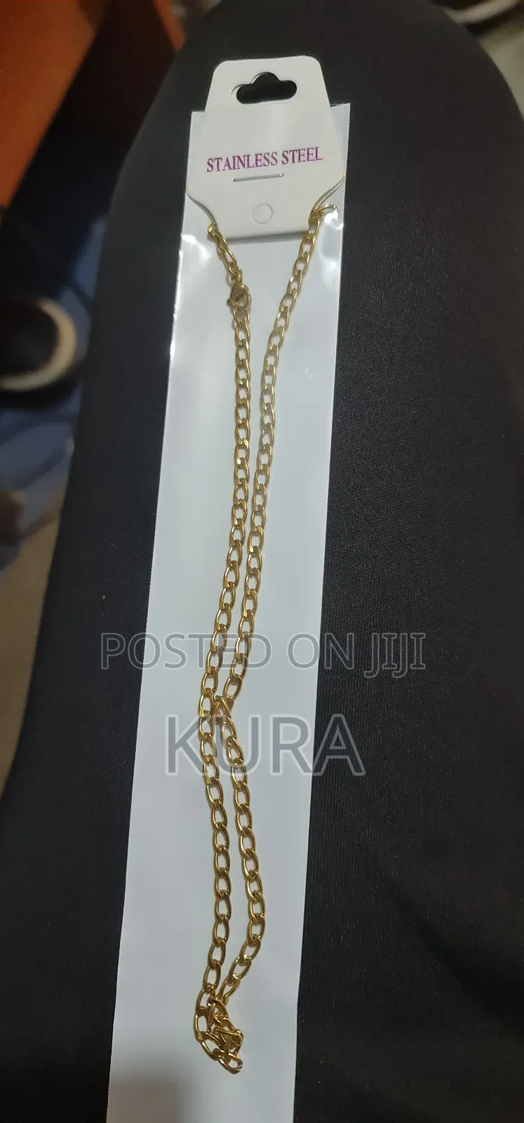 የ 6 ወር ዋስትና ያላቸዉ የማይለቁ ሀብሎች ከነ አጫዋቹ 700 ብር