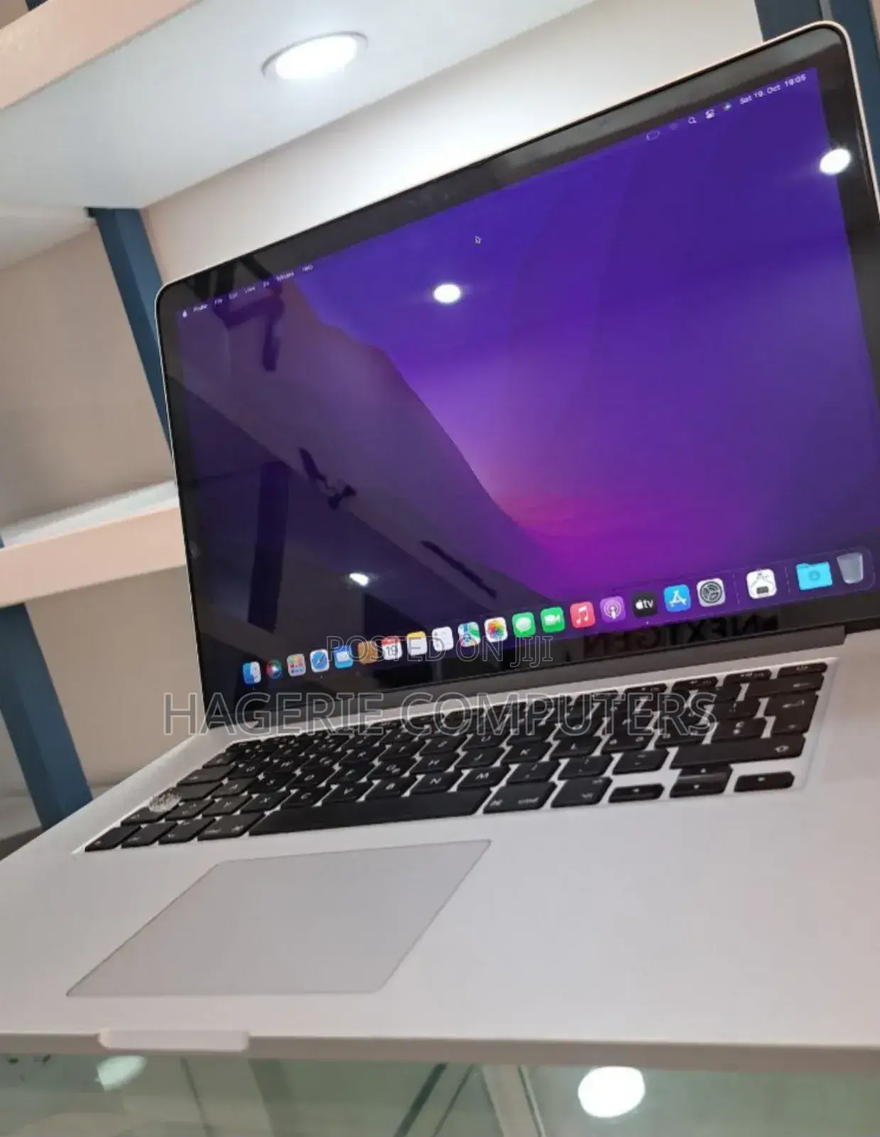 New Laptop Apple MacBook Pro 2015 16GB Intel Core I7 SSD 256GB