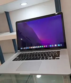 Photo - New Laptop Apple MacBook Pro 2015 16GB Intel Core I7 SSD 256GB